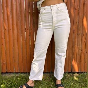 Levi's Women's Straight Leg Jeans - Cream